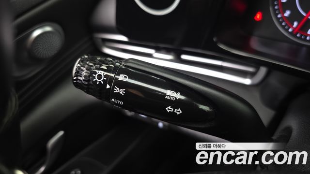 Hyundai AVANTE 2021 — photo 24