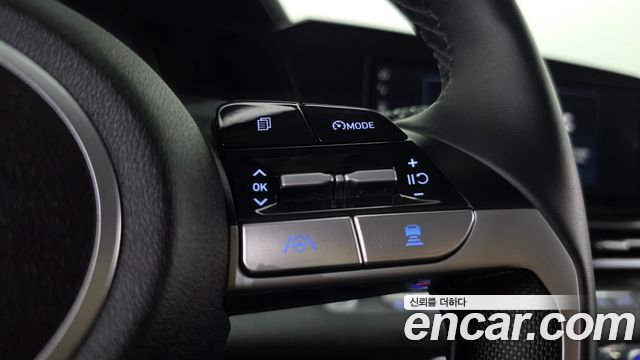 Hyundai AVANTE 2021 — photo 25