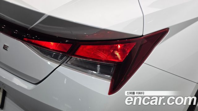Hyundai AVANTE 2021 — photo 9