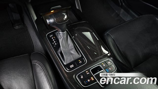 Kia K7 2013 — photo 9