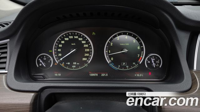 BMW Gran Turismo 2011 — photo 8