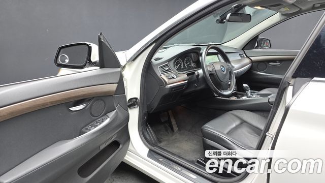 BMW Gran Turismo 2011 — photo 10