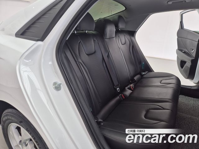 Hyundai AVANTE 2022 — photo 10