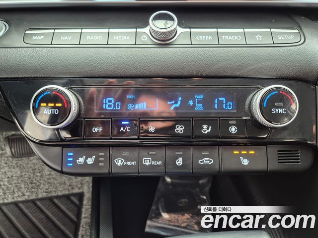 Hyundai AVANTE 2022 — photo 12