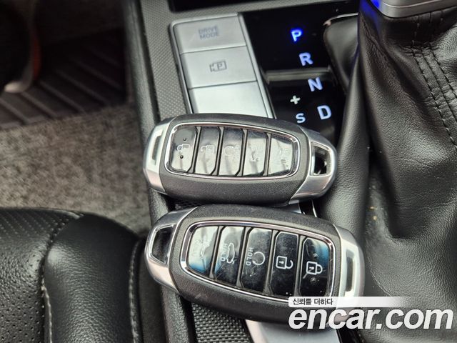 Hyundai AVANTE 2022 — photo 16
