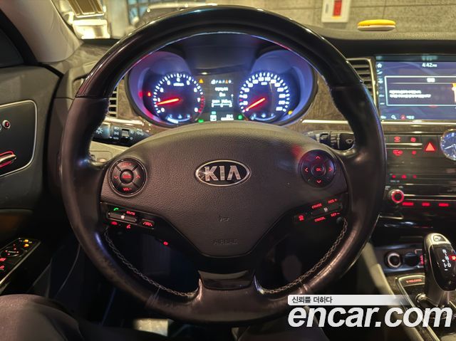 Kia K9 2016 — photo 10