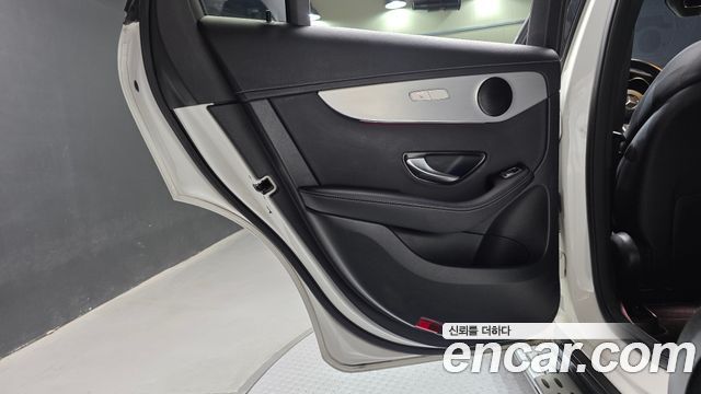 Mercedes-Benz GLC-Class 2021 — photo 15