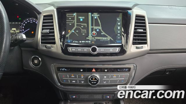 KG Mobility Rexton 2018 — photo 18