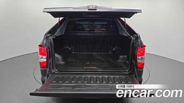 KG Mobility Rexton 2018 — photo 21