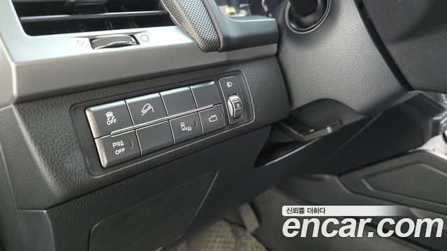 KG Mobility Rexton 2018 — photo 24