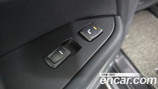 KG Mobility Rexton 2018 — photo 27