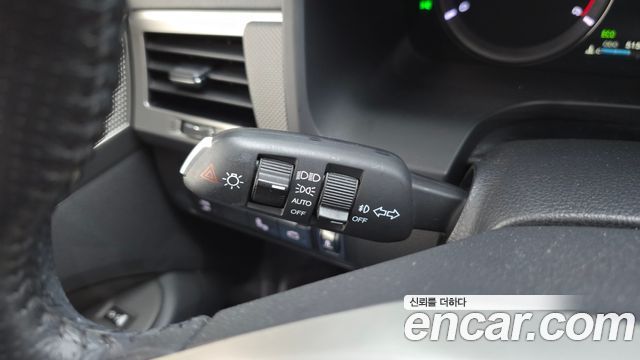 KG Mobility Rexton 2018 — photo 29