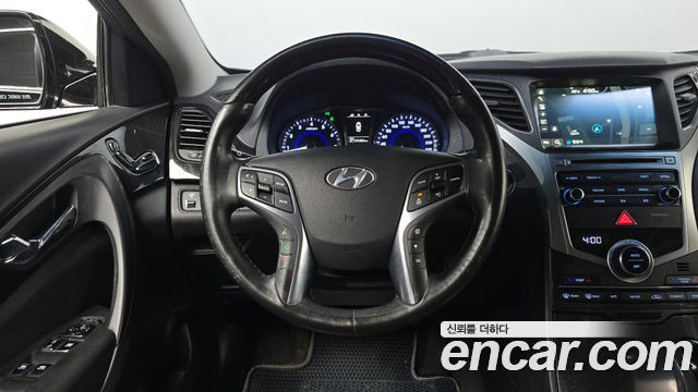 Hyundai Grandeur 2016 — photo 19