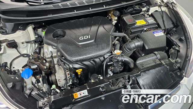 Hyundai AVANTE 2015 — photo 6