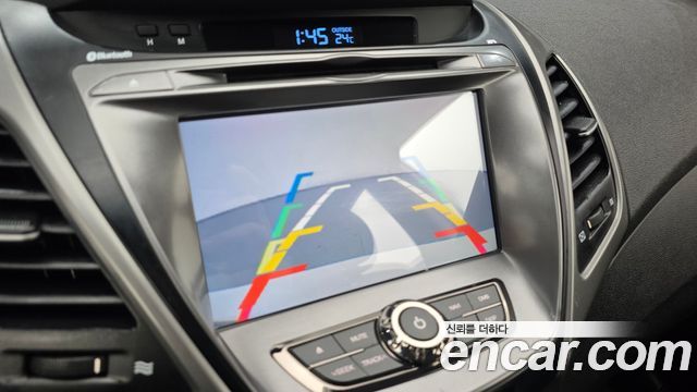 Hyundai AVANTE 2015 — photo 15