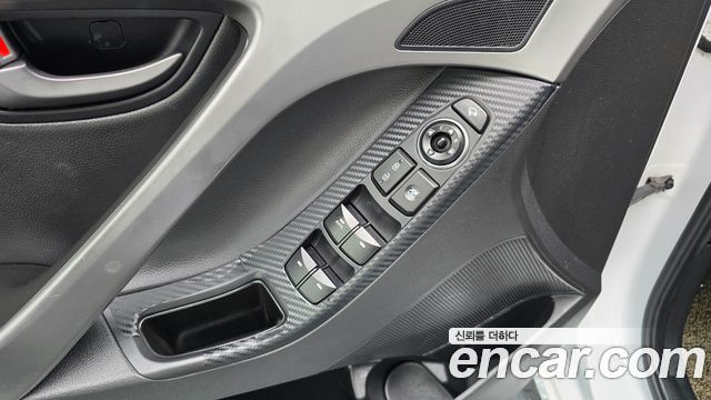 Hyundai AVANTE 2015 — photo 18