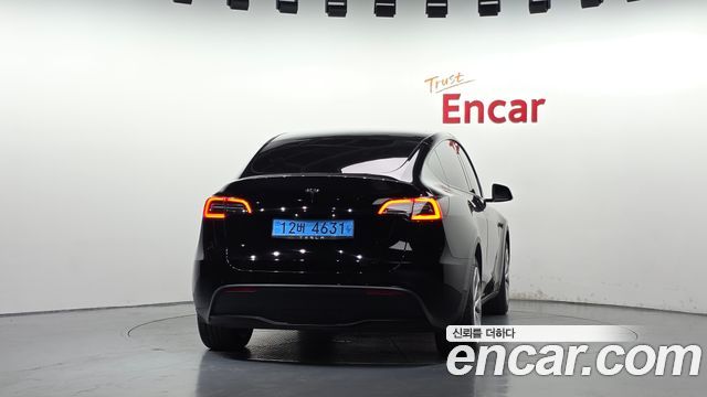 Tesla Model Y 2021 — photo 4
