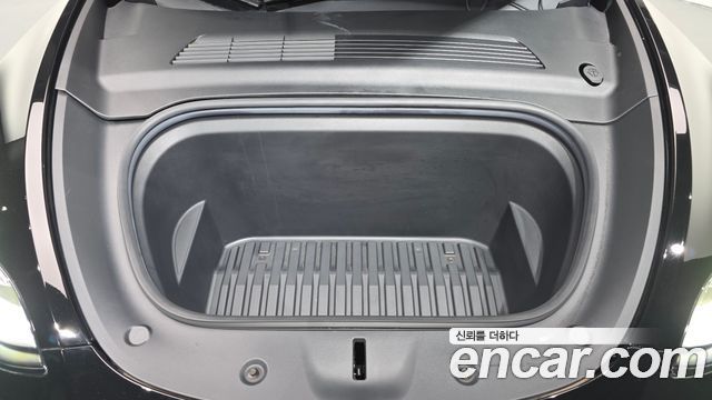 Tesla Model Y 2021 — photo 6