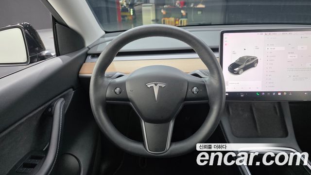 Tesla Model Y 2021 — photo 13