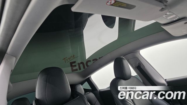 Tesla Model Y 2021 — photo 20