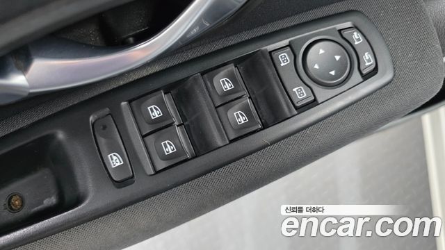 Renault Korea SM3 2011 — photo 11
