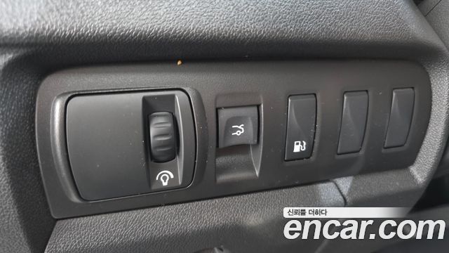Renault Korea SM3 2011 — photo 12