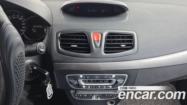 Renault Korea SM3 2011 — photo 15
