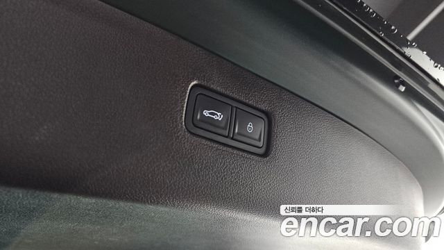 Genesis GV80 2023 — photo 23