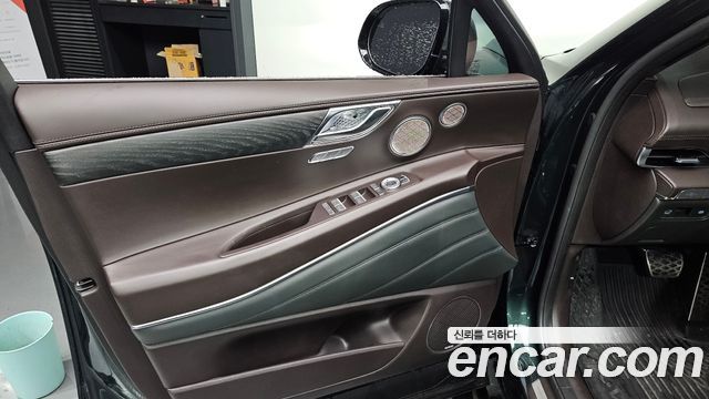 Genesis GV80 2023 — photo 14