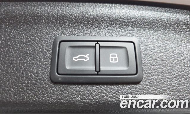 Audi Q3 2023 — photo 23