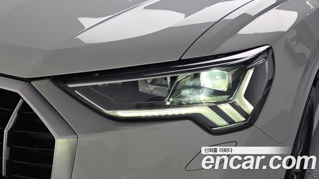 Audi Q3 2023 — photo 8