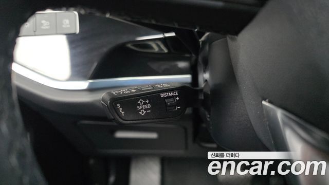 Audi Q3 2023 — photo 29