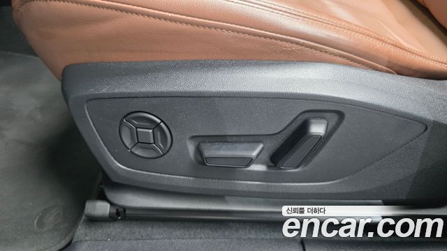 Audi Q3 2023 — photo 31