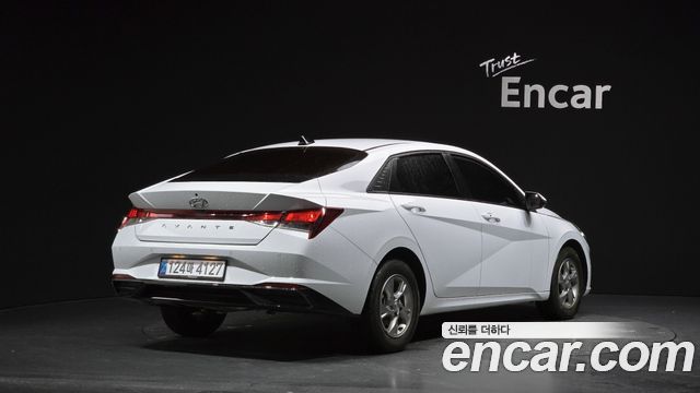 Hyundai AVANTE 2022 — photo 2