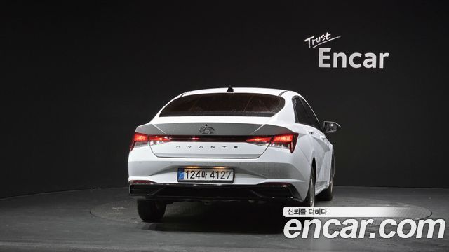 Hyundai AVANTE 2022 — photo 4