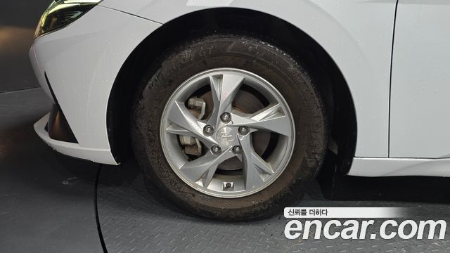 Hyundai AVANTE 2022 — photo 5