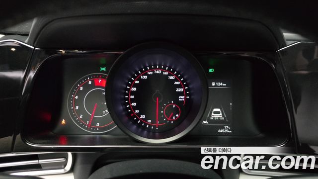 Hyundai AVANTE 2022 — photo 11