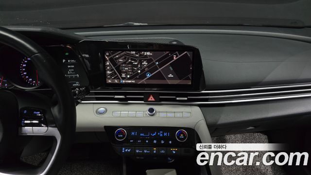 Hyundai AVANTE 2022 — photo 19