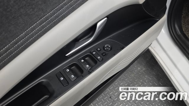 Hyundai AVANTE 2022 — photo 21