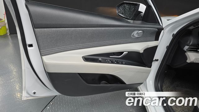 Hyundai AVANTE 2022 — photo 14