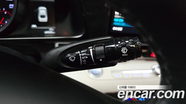 Hyundai AVANTE 2022 — photo 30