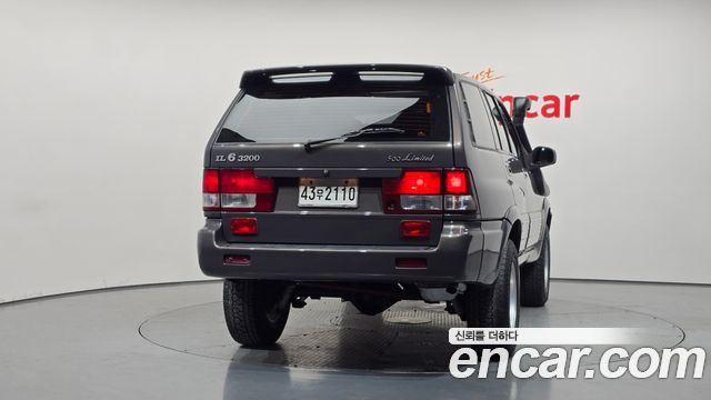 KG Mobility Musso 1997 — photo 4