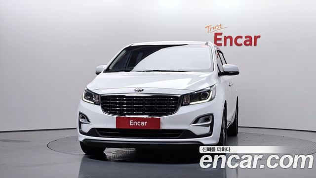 Kia Canival 2019 — photo 3