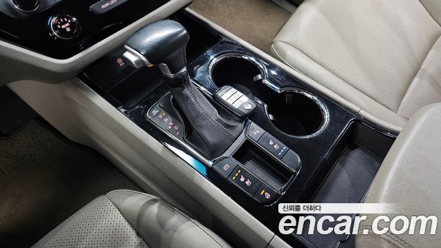 Kia Canival 2019 — photo 12