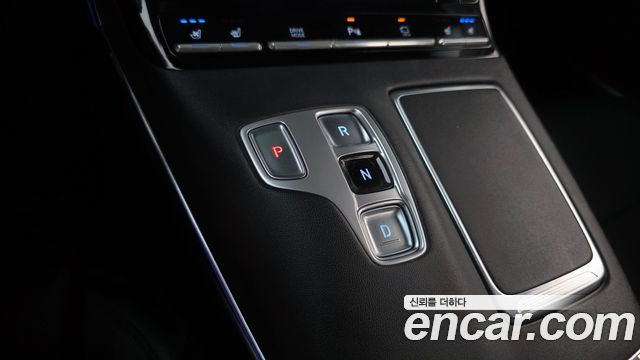 Hyundai Grandeur 2023 — photo 12