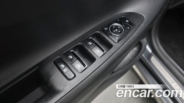 Hyundai Grandeur 2023 — photo 19