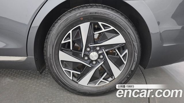 Hyundai Grandeur 2023 — photo 7