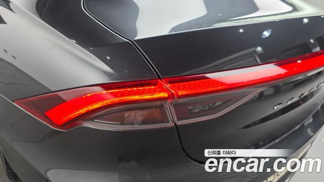 Hyundai Grandeur 2023 — photo 9