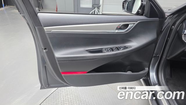 Hyundai Grandeur 2023 — photo 14