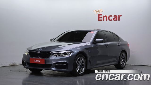 BMW 5-Series 2017 — photo 1